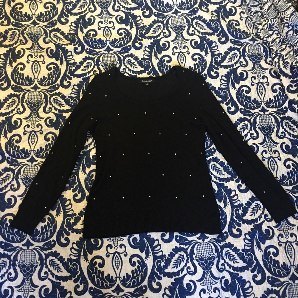 Black long sleeve sweater